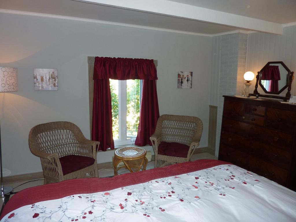 لا مالباي Auberge Petite Plaisance المظهر الخارجي الصورة