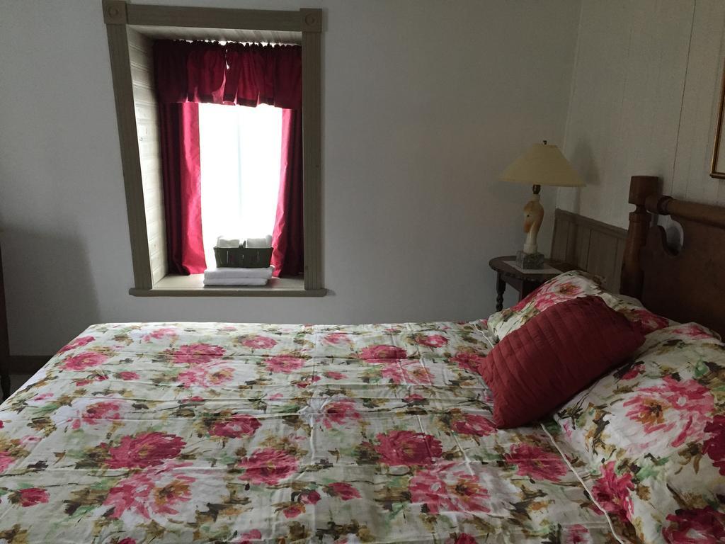 لا مالباي Auberge Petite Plaisance المظهر الخارجي الصورة