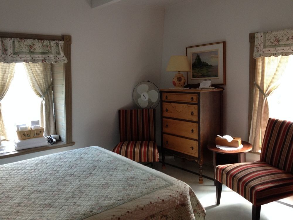 لا مالباي Auberge Petite Plaisance المظهر الخارجي الصورة