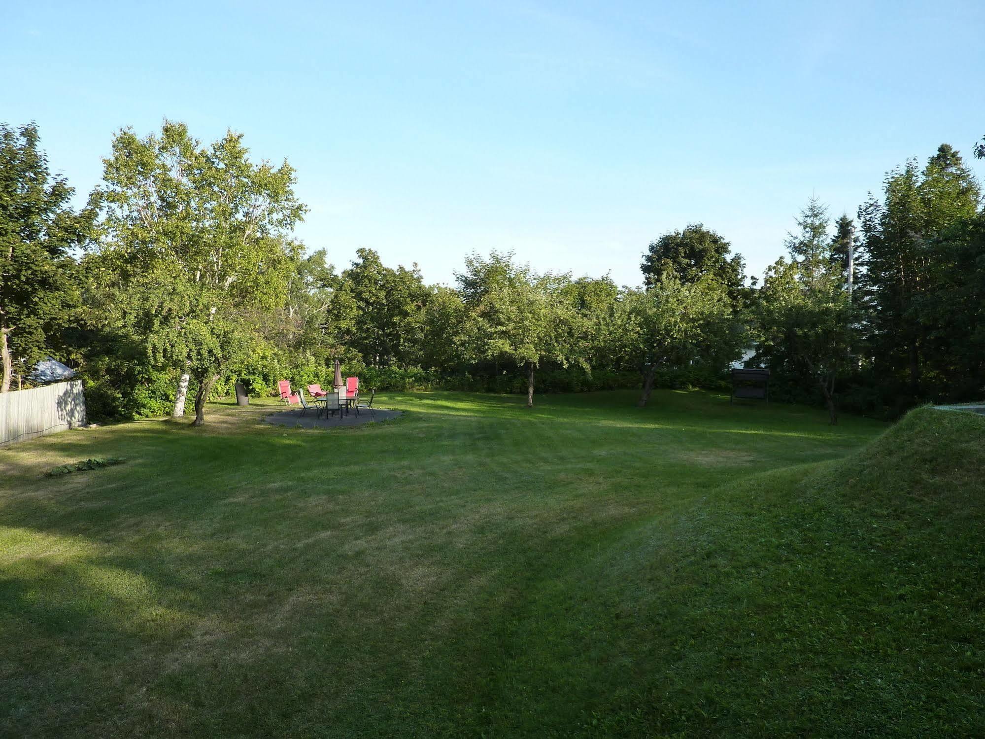 لا مالباي Auberge Petite Plaisance المظهر الخارجي الصورة